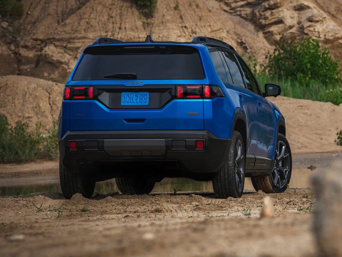Jeep Cherokee - photo 5