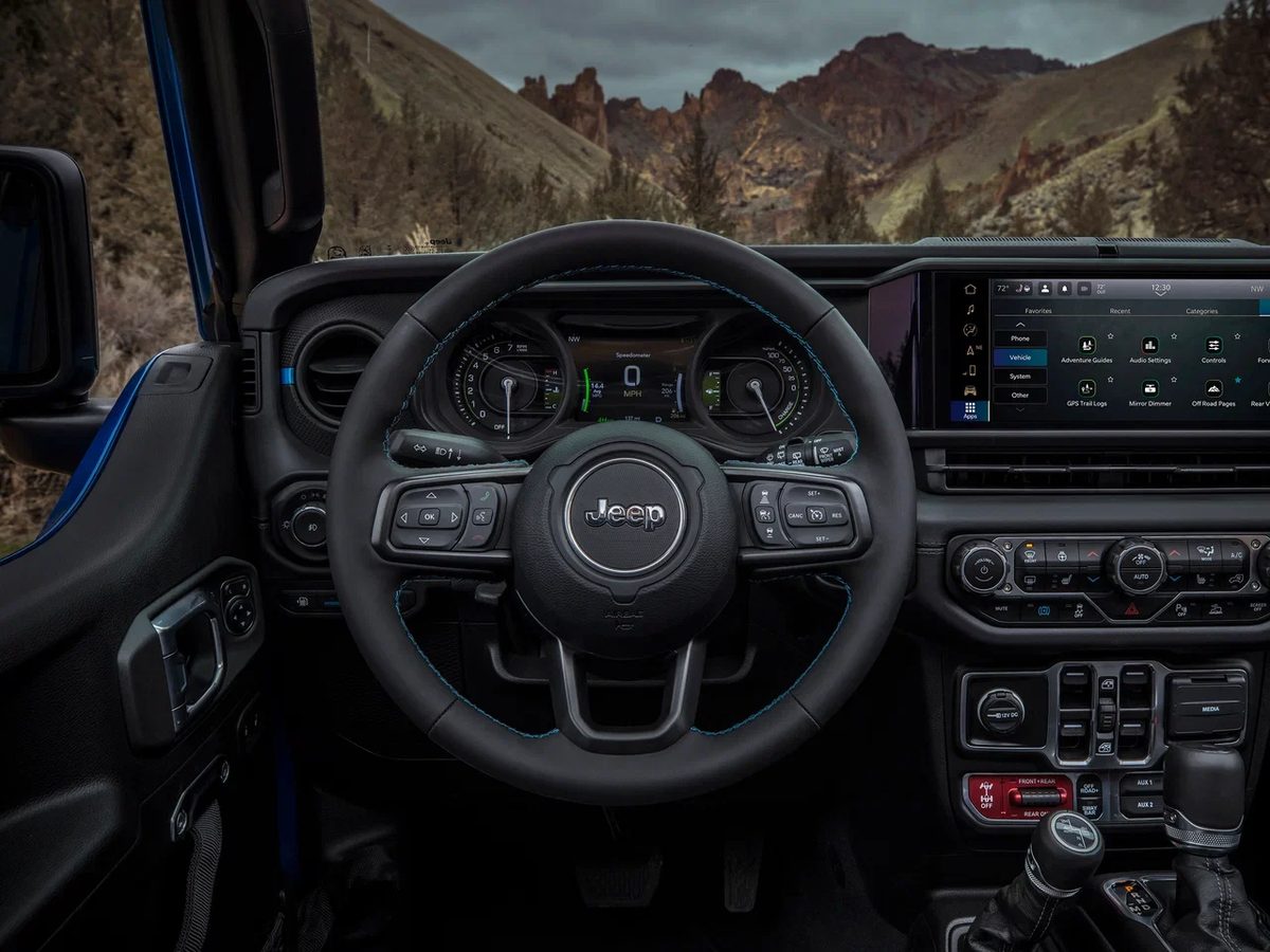 Jeep Wrangler - photo 7