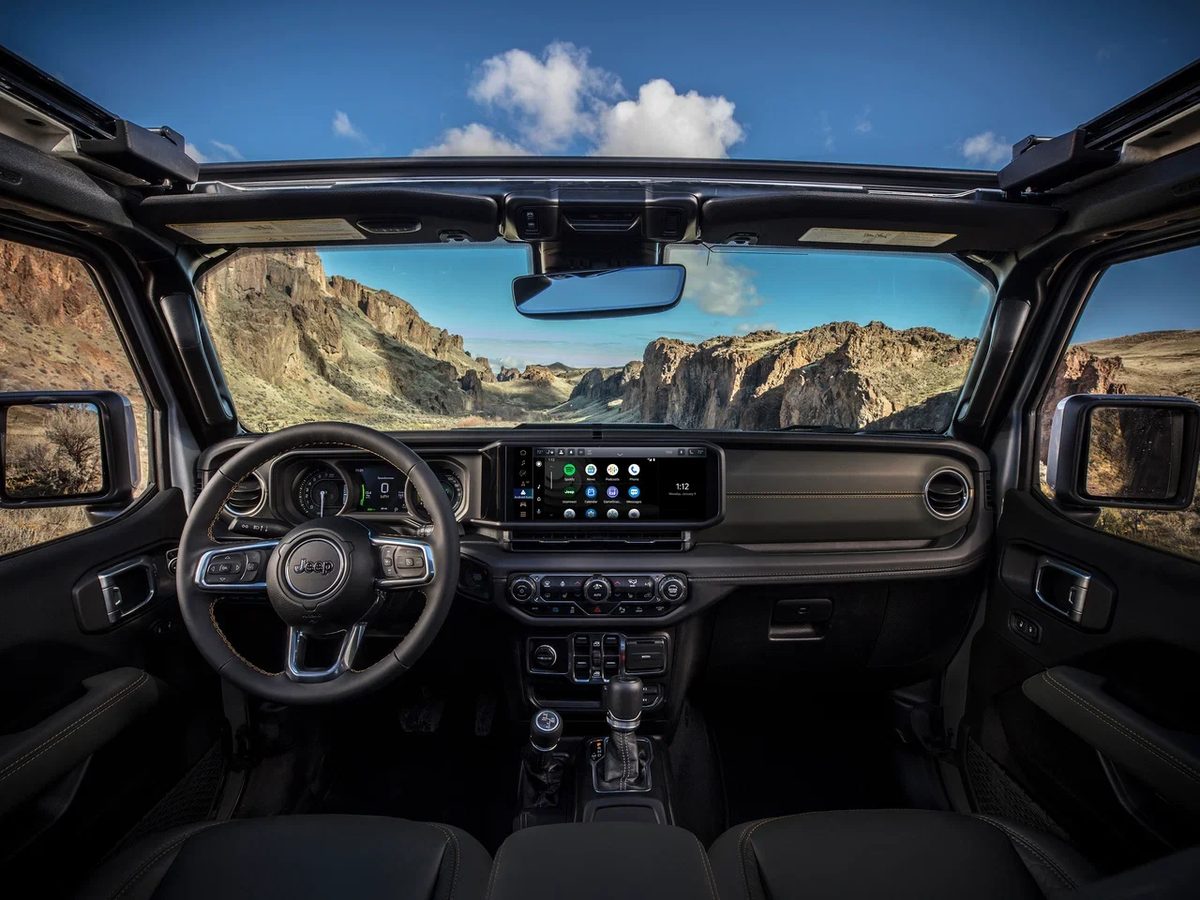 Jeep Wrangler - photo 8