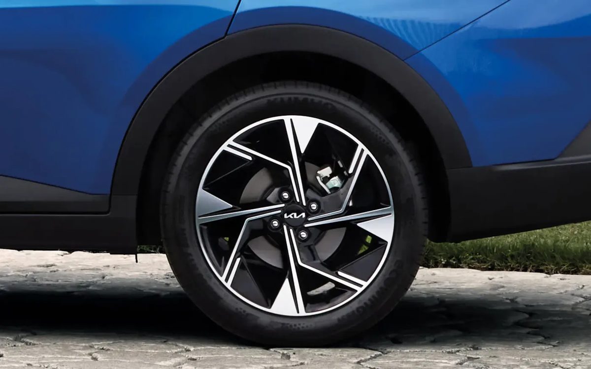 Kia K3 - photo 5