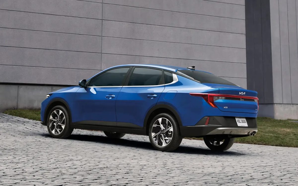 Kia K3 - photo 8