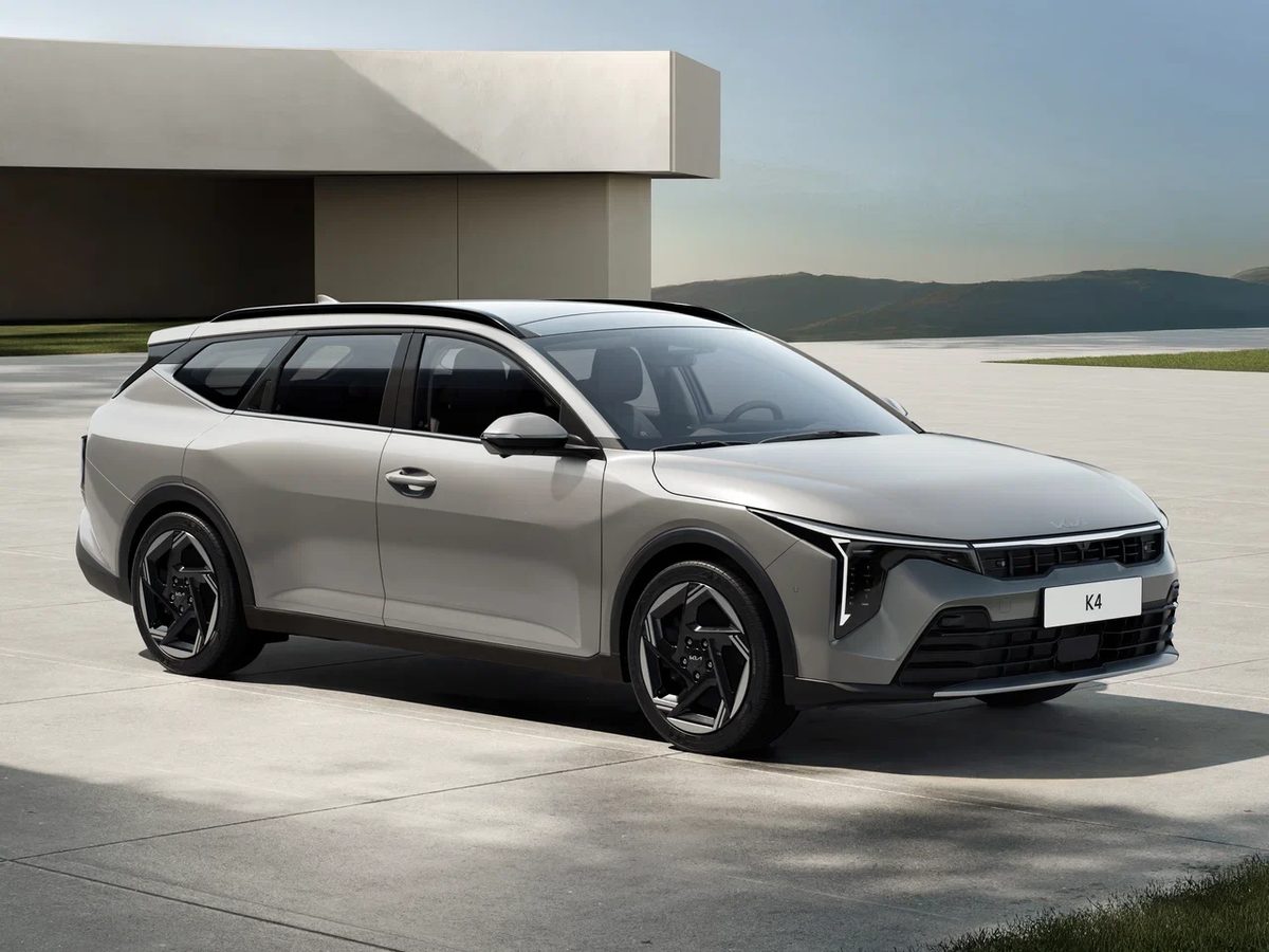Kia K4