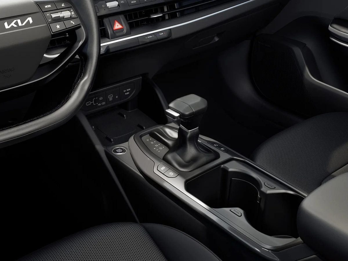 Kia K4 - photo 4