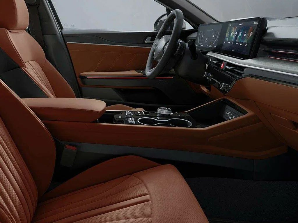 Kia K5 - photo 6