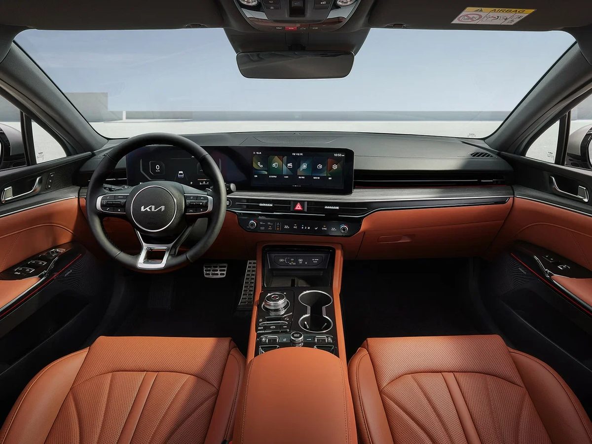 Kia K5 - photo 7