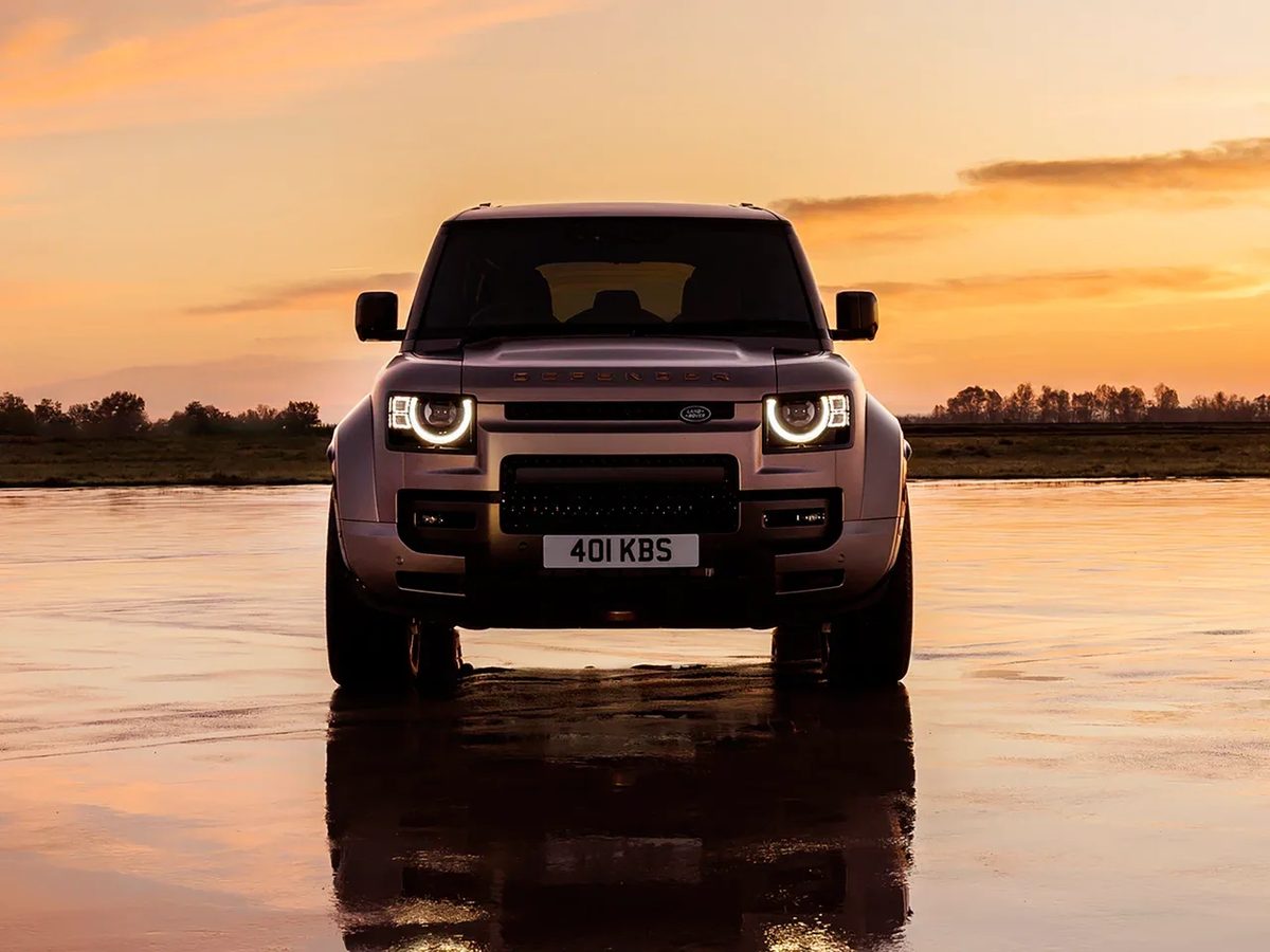 Land Rover Defender 110 - photo 6