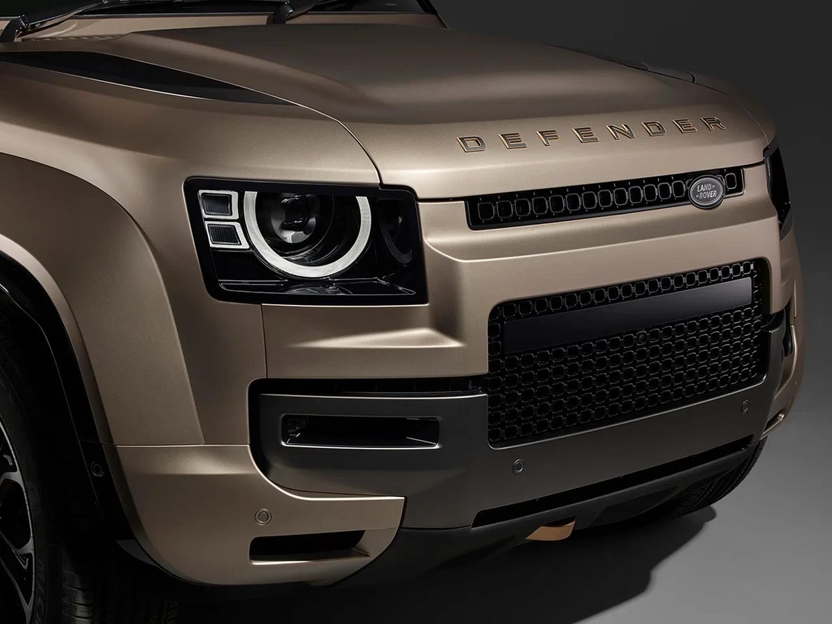 Land Rover Defender 110 - photo 8