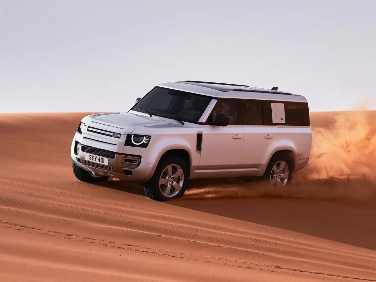 Land Rover Defender 130