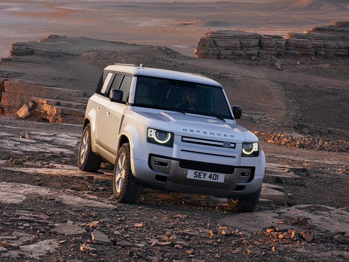 Land Rover Defender 130 - photo 3