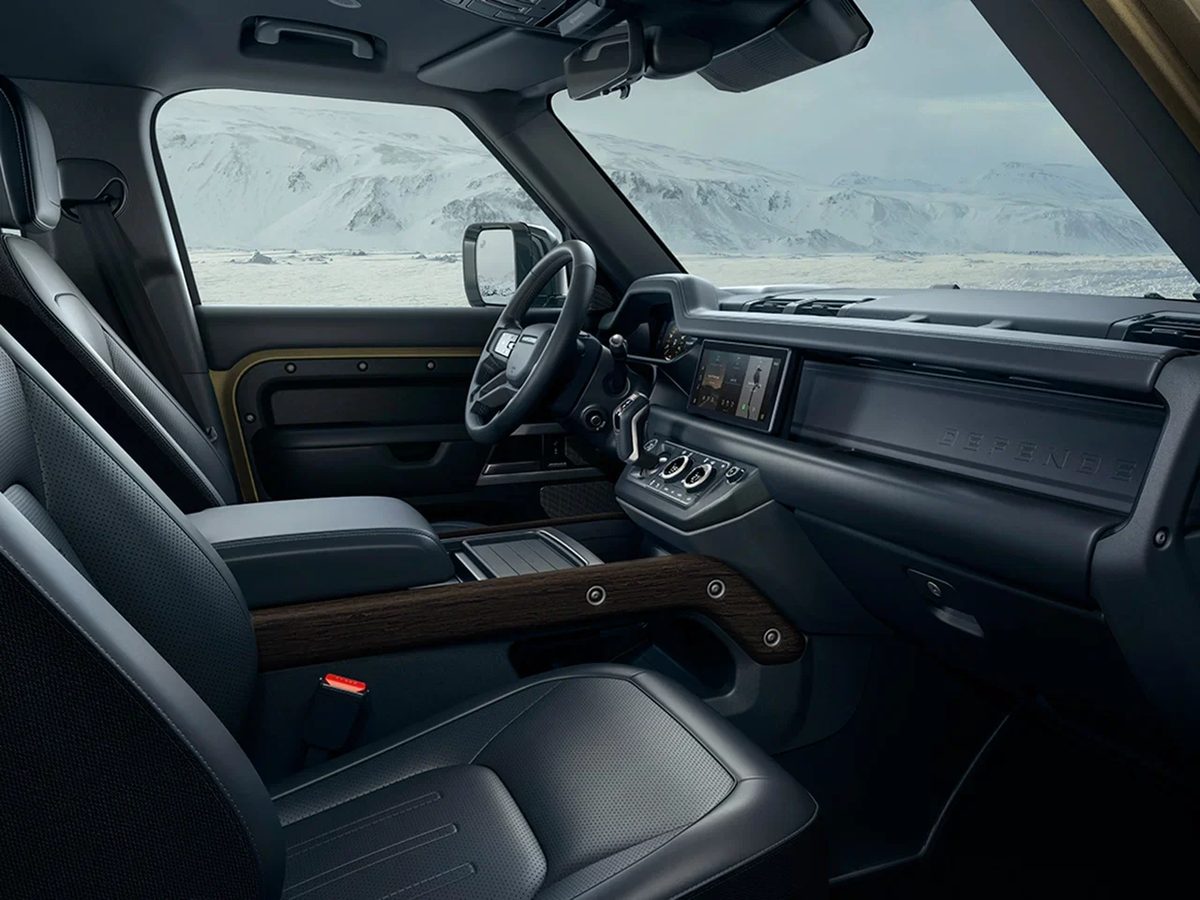 Land Rover Defender 90 - photo 12