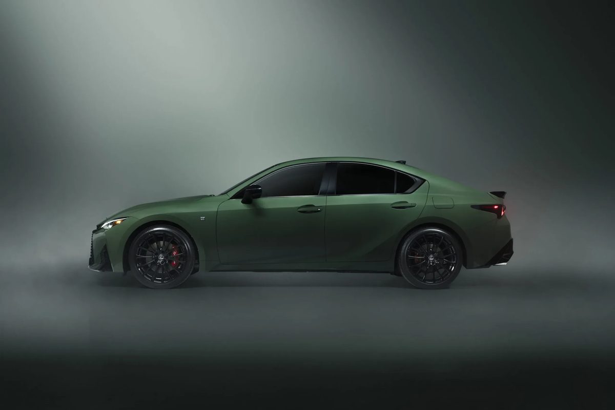 Lexus IS 2027 Special Appearance Package - photo 4