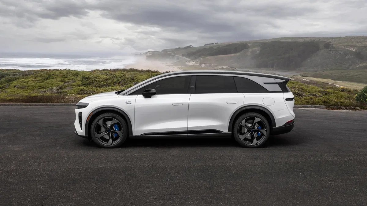 Lucid Gravity GT-S - photo 2