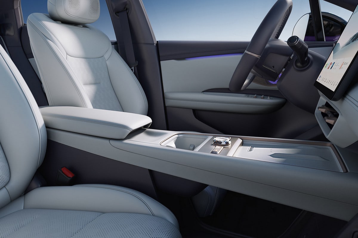 Lynk & Co 20 - photo 16