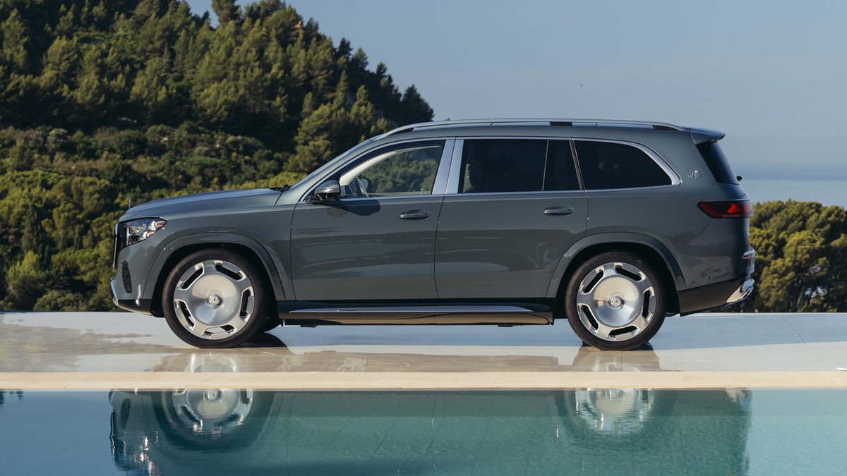 Mercedes-Maybach GLS 680 сменил GLS 600, V8 теперь на 603 л.с. - photo 3