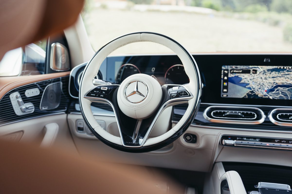 Mercedes-Maybach GLS 680 сменил GLS 600, V8 теперь на 603 л.с. - photo 7