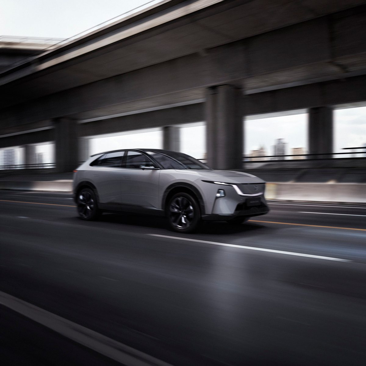 Mazda CX-6e - photo 9