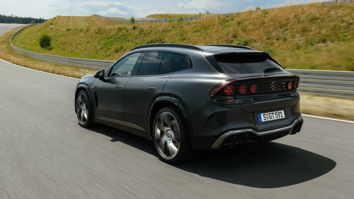 Mercedes-Benz AMG GT SUV - photo 3