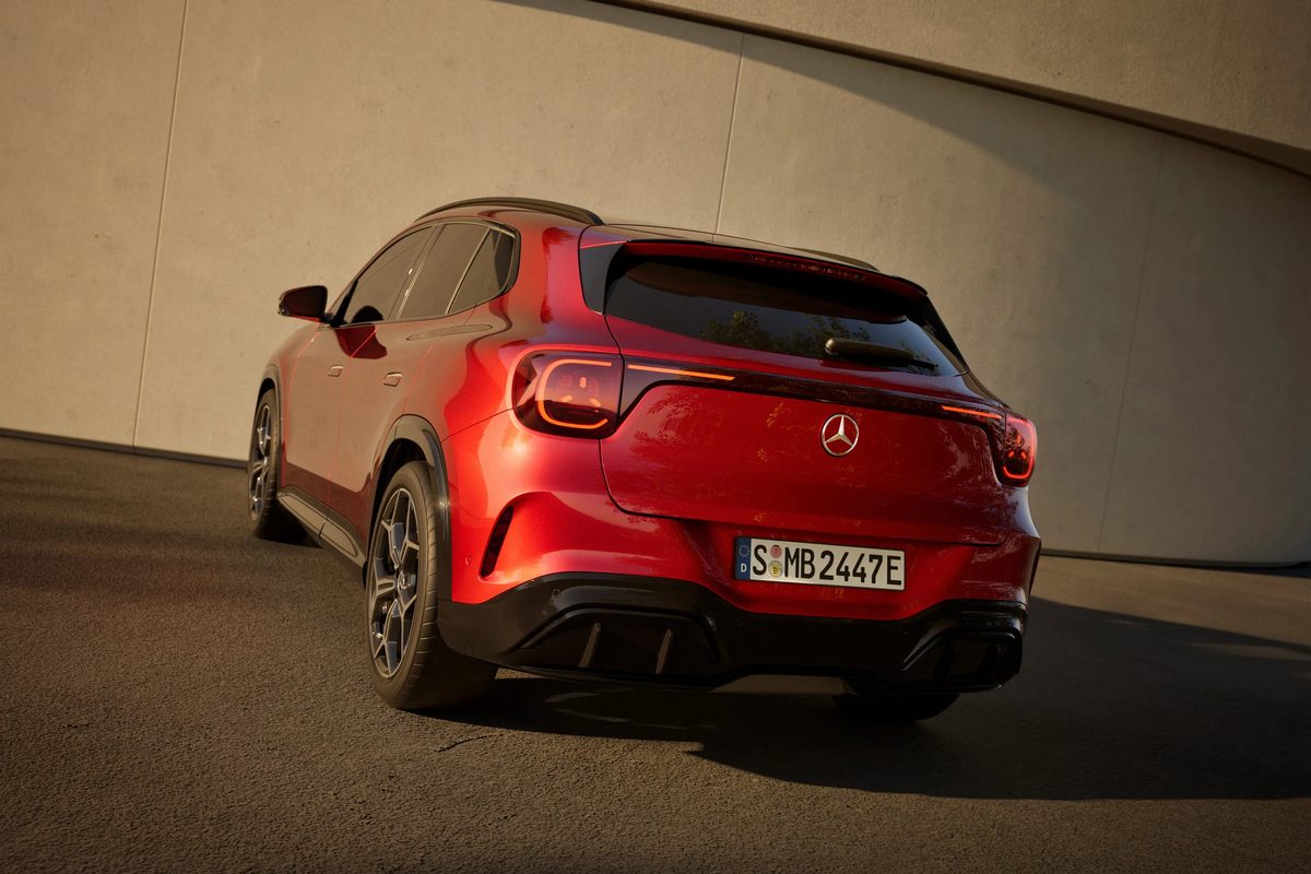 Mercedes-Benz GLA switches to EV for gen three - photo 6