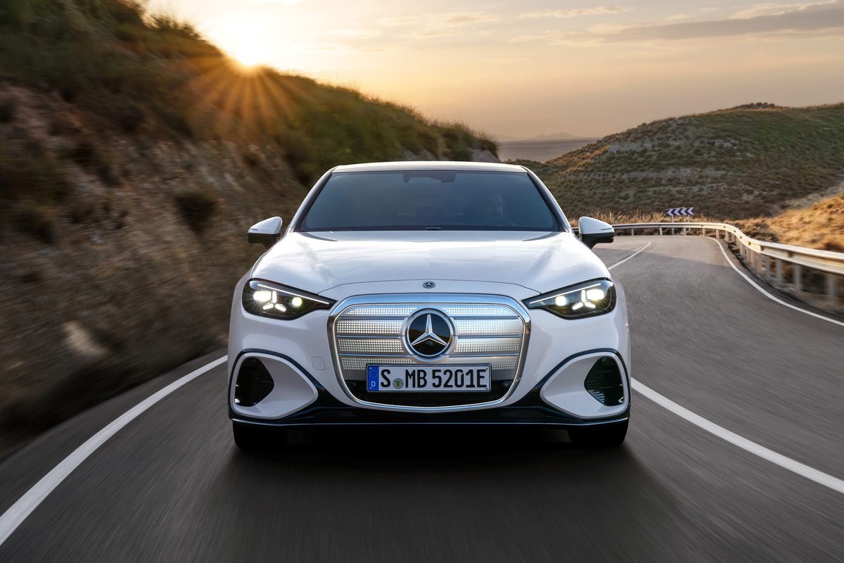 Mercedes-Benz C-Class Electric - photo 4