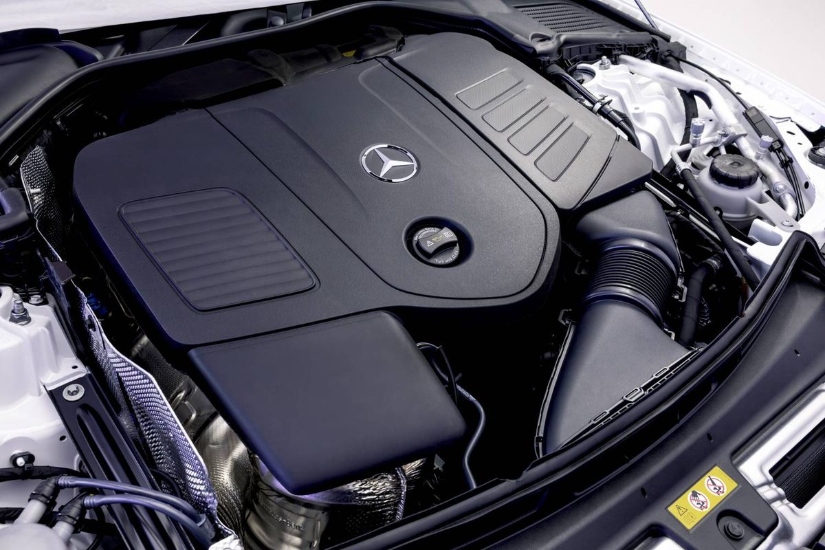 Mercedes-Benz C-Class - photo 8