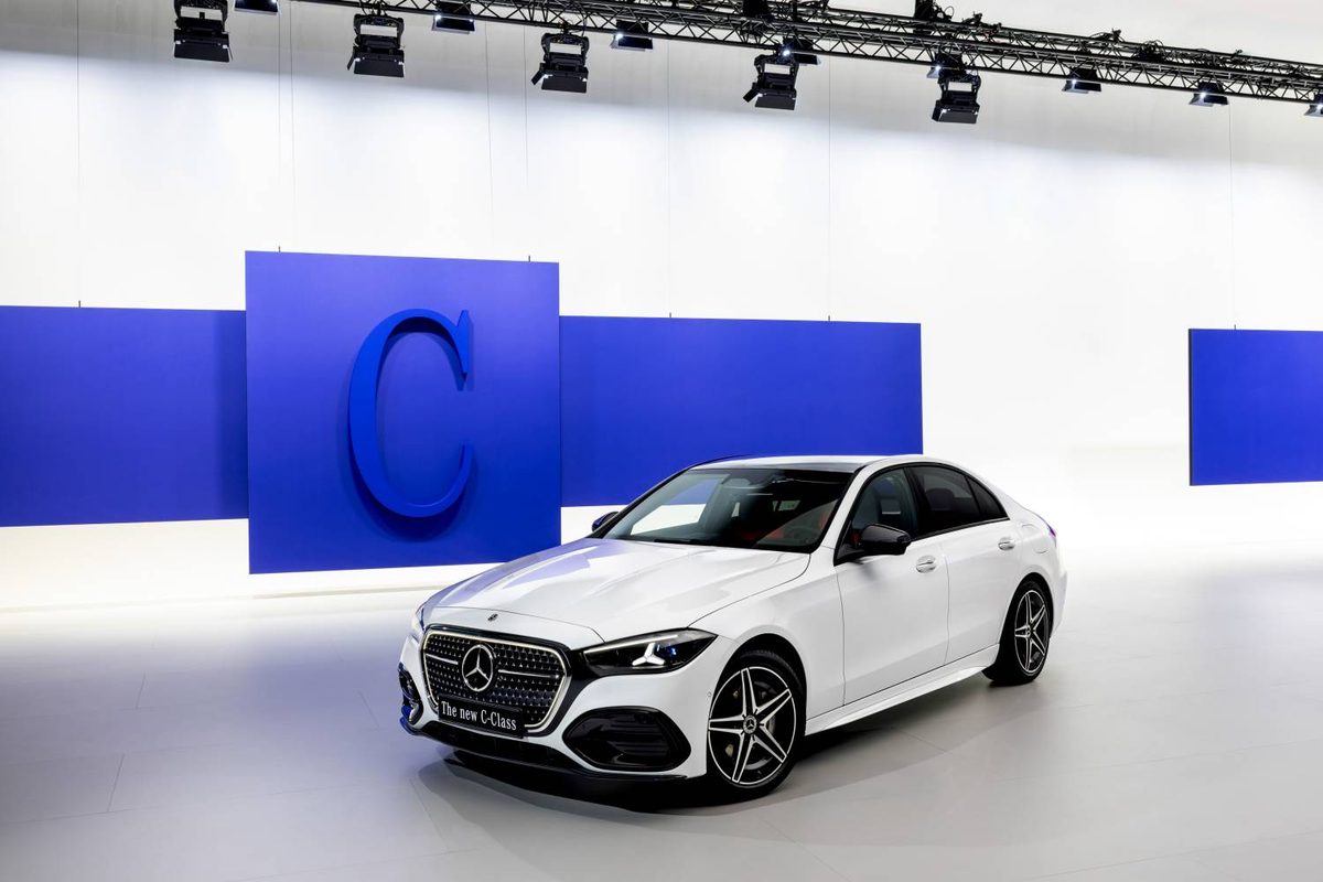 Mercedes-Benz C-Class - photo 9