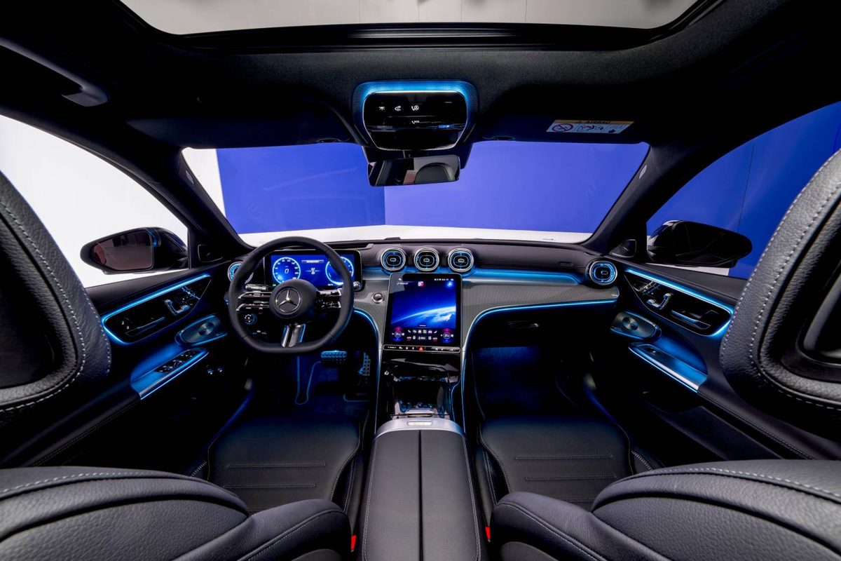 Mercedes-Benz C-Class - photo 17