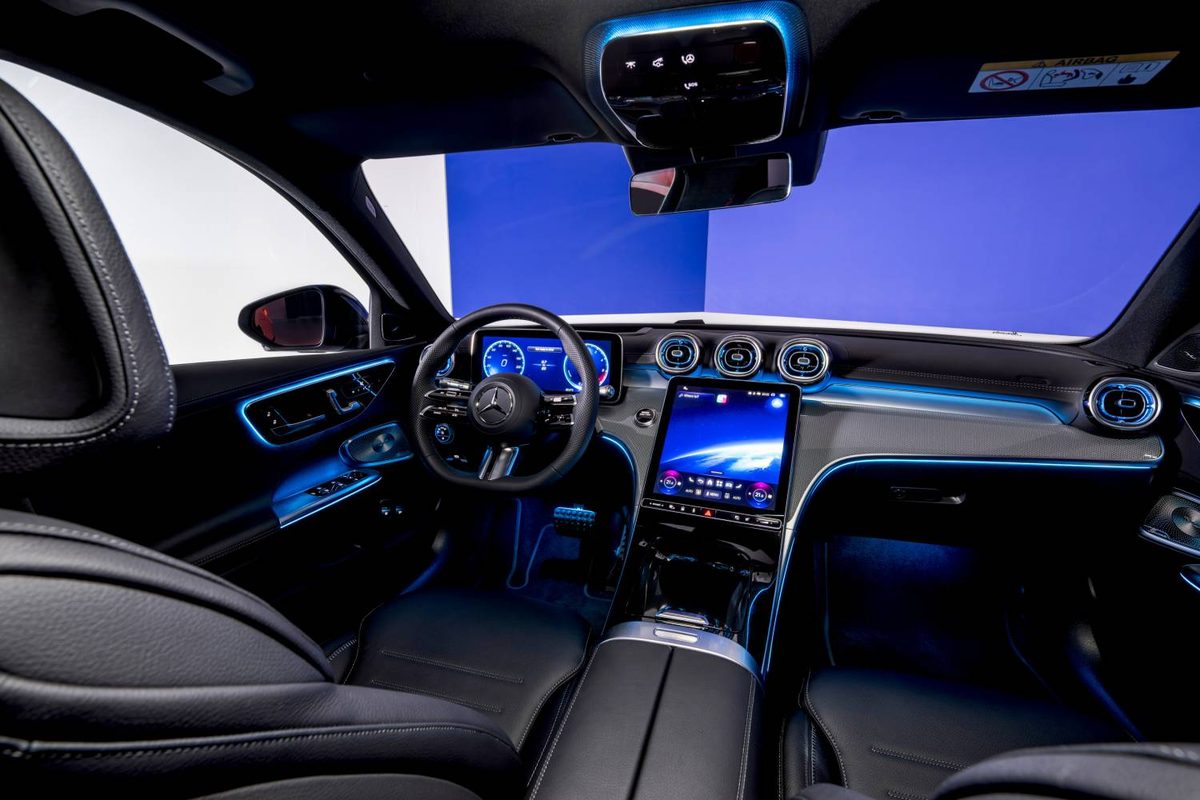 Mercedes-Benz C-Class - photo 18