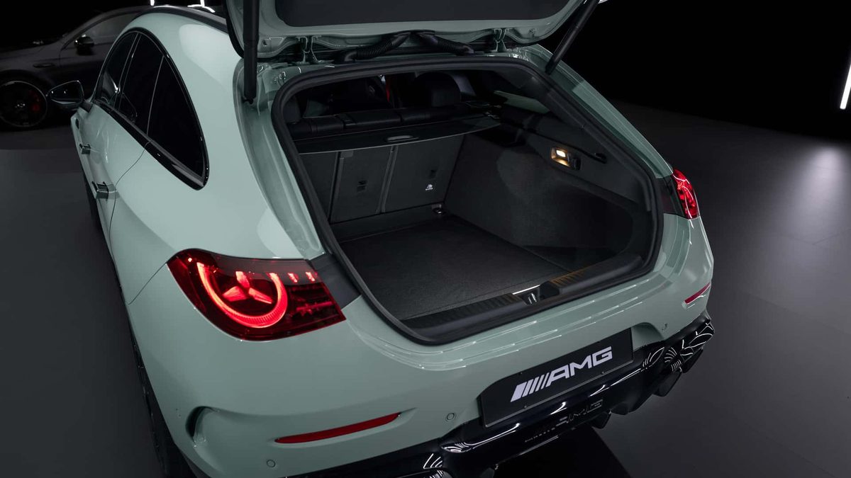 Mercedes-Benz AMG CLA 45 - photo 5