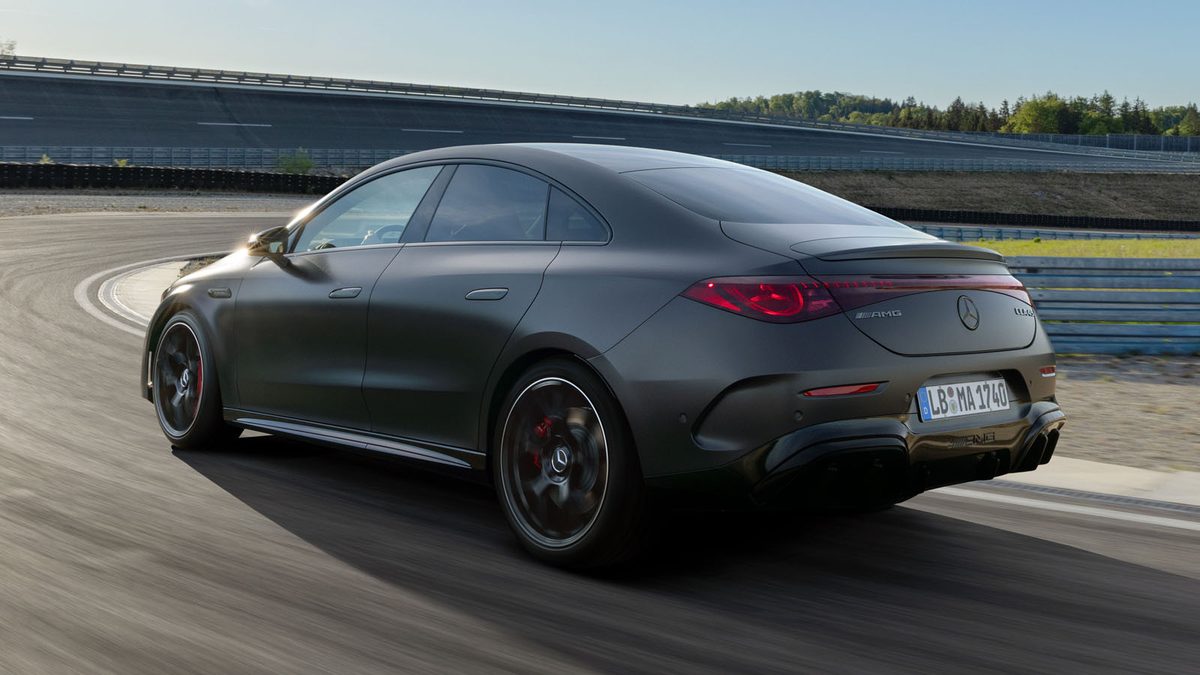 Mercedes-Benz AMG CLA 45 - photo 20