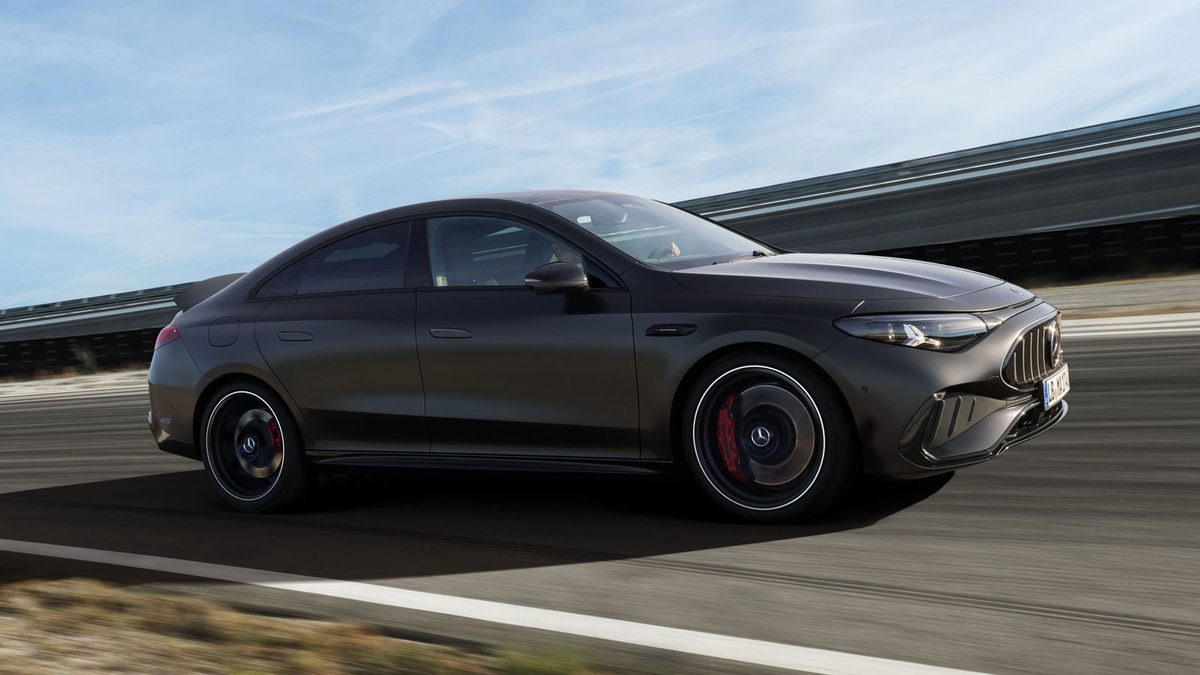 Mercedes-Benz AMG CLA 45 - photo 21