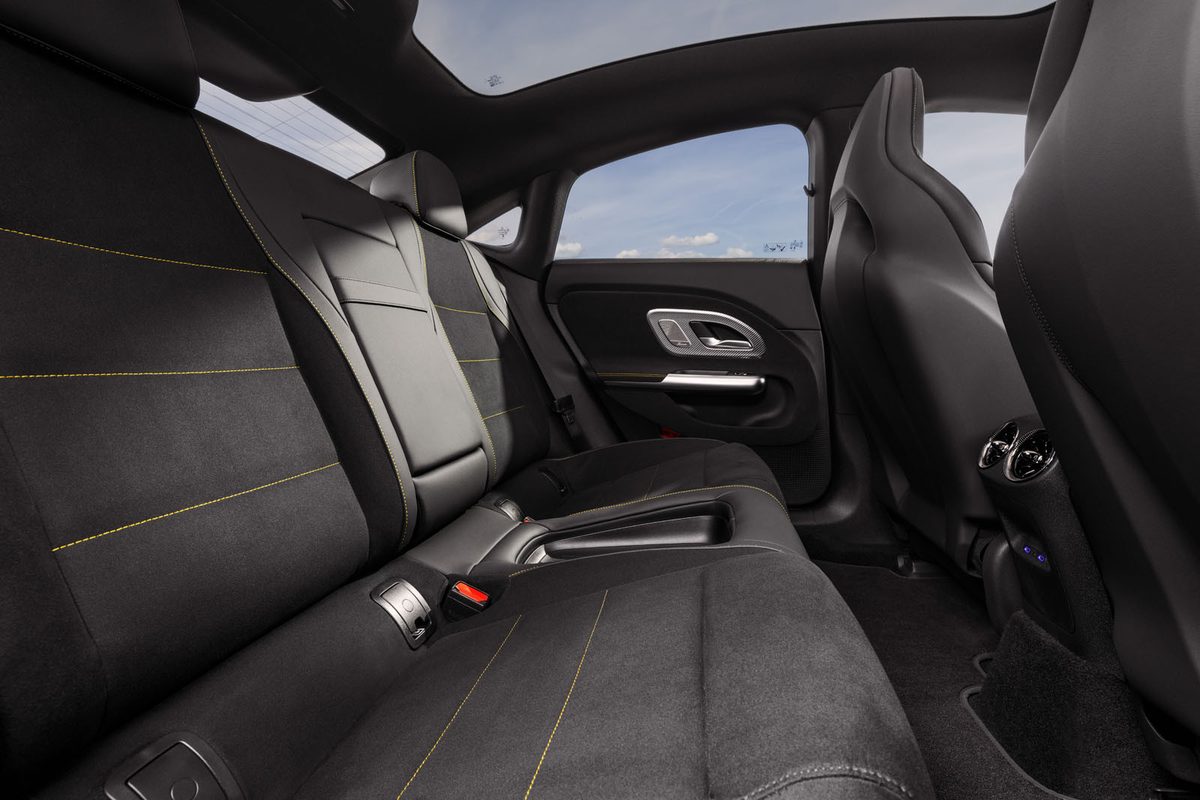 Mercedes-Benz AMG CLA 45 - photo 24