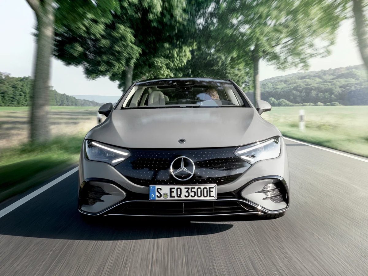 Mercedes-Benz EQE - photo 2