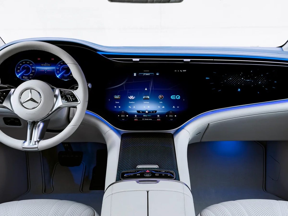 Mercedes-Benz EQE - photo 10