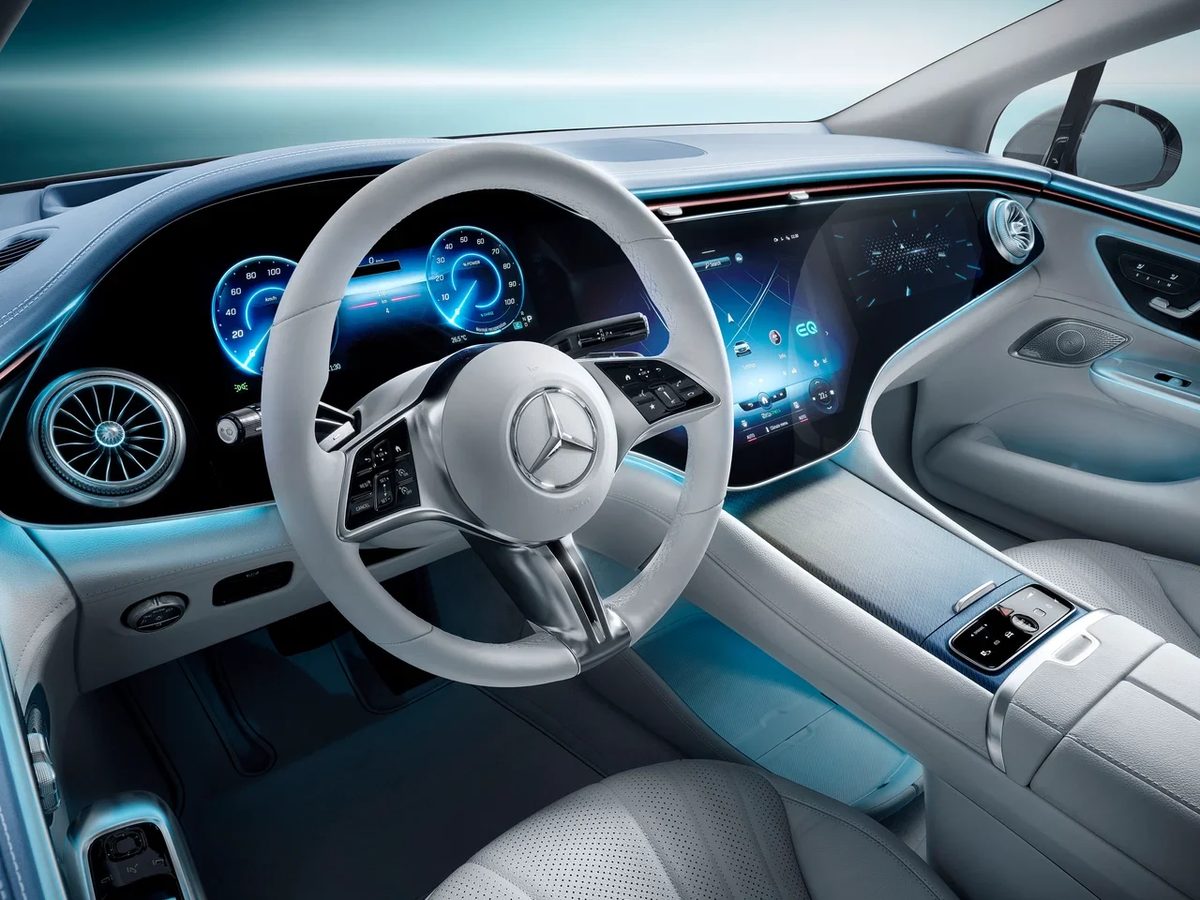 Mercedes-Benz EQE - photo 12