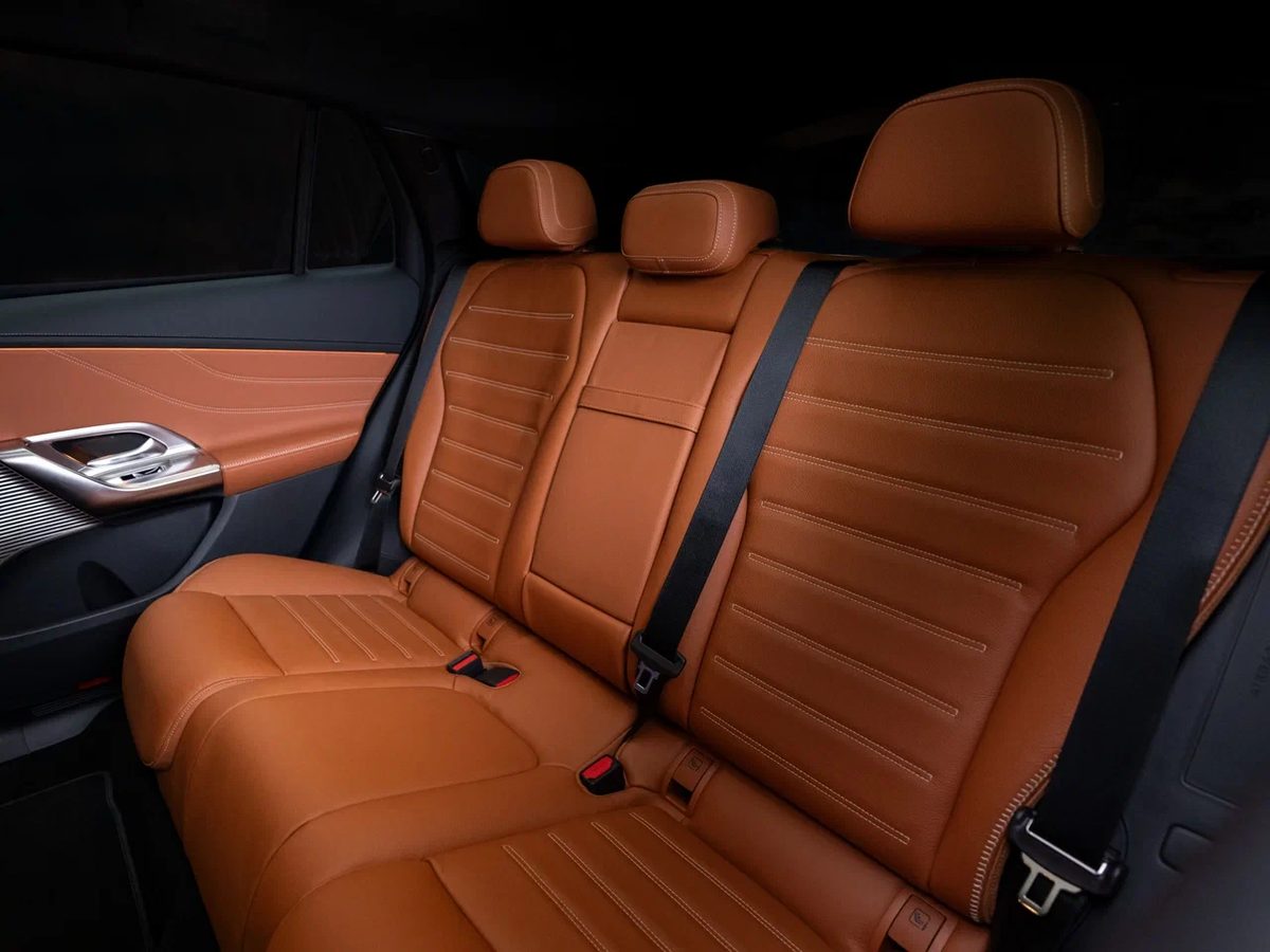 Mercedes-Benz GLC Electric - photo 15