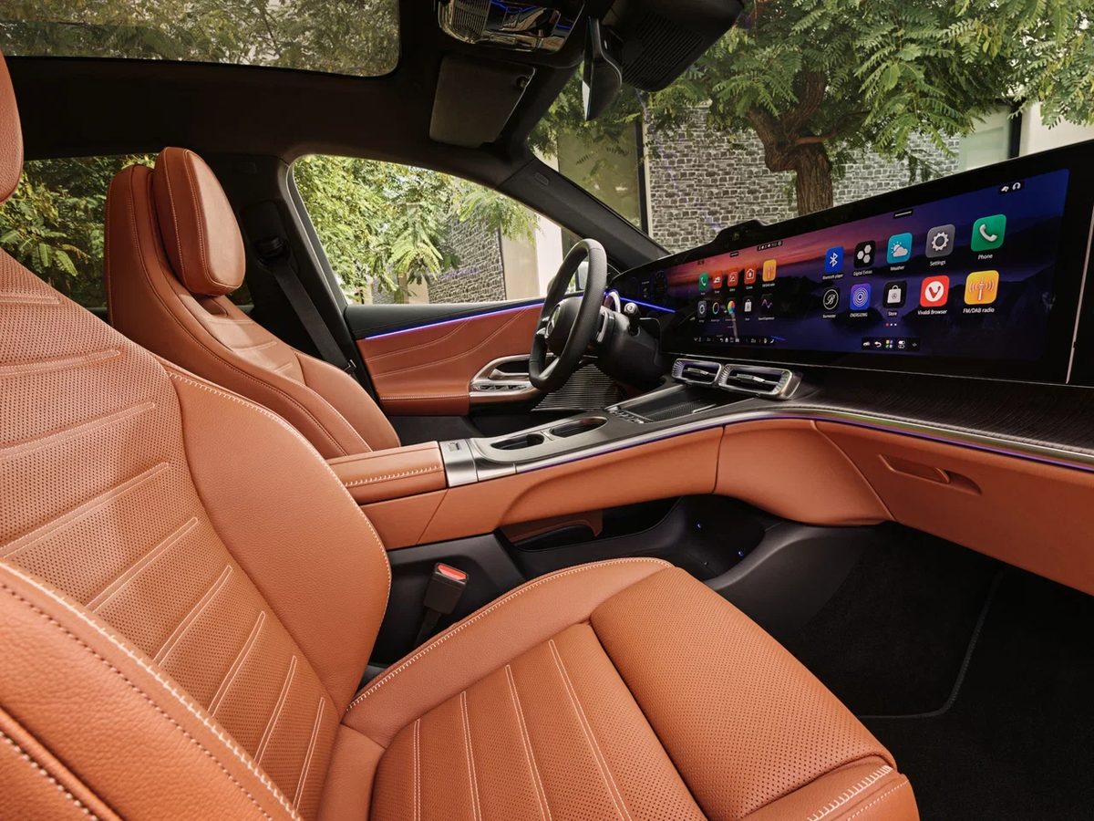 Mercedes-Benz GLC Electric - photo 12
