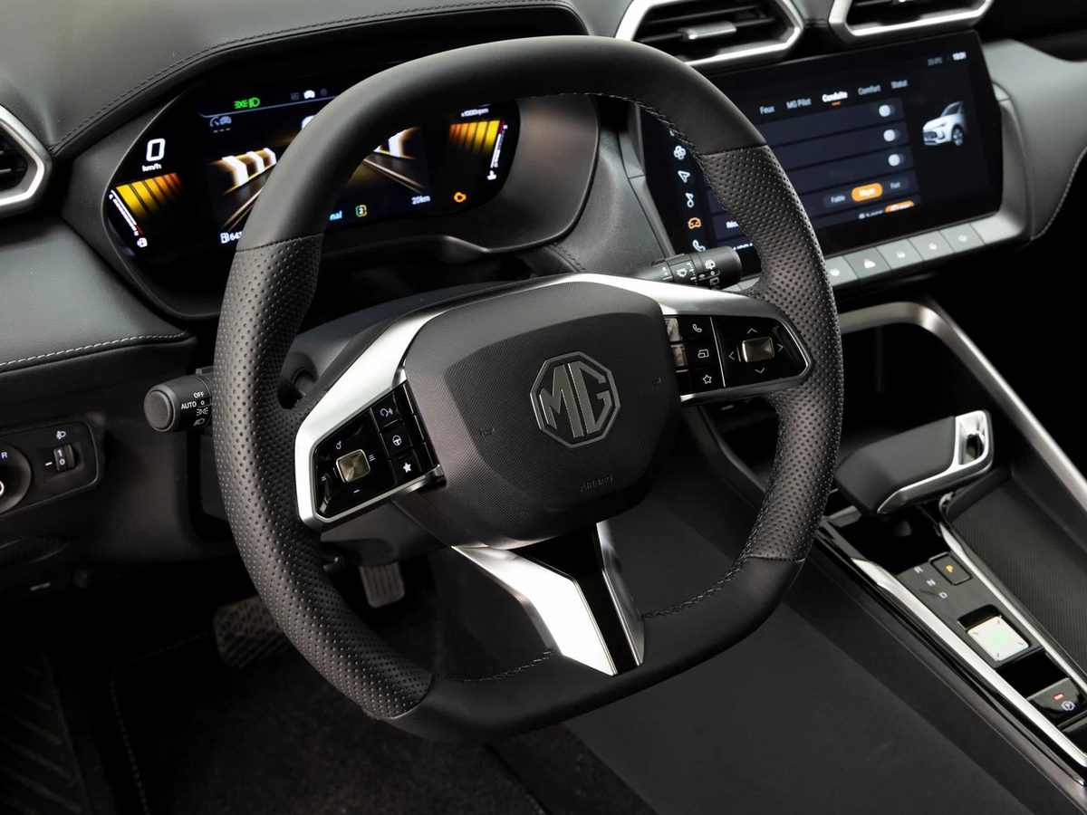 MG ZS - photo 10