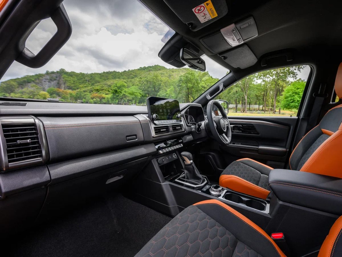 Mitsubishi Triton - photo 13