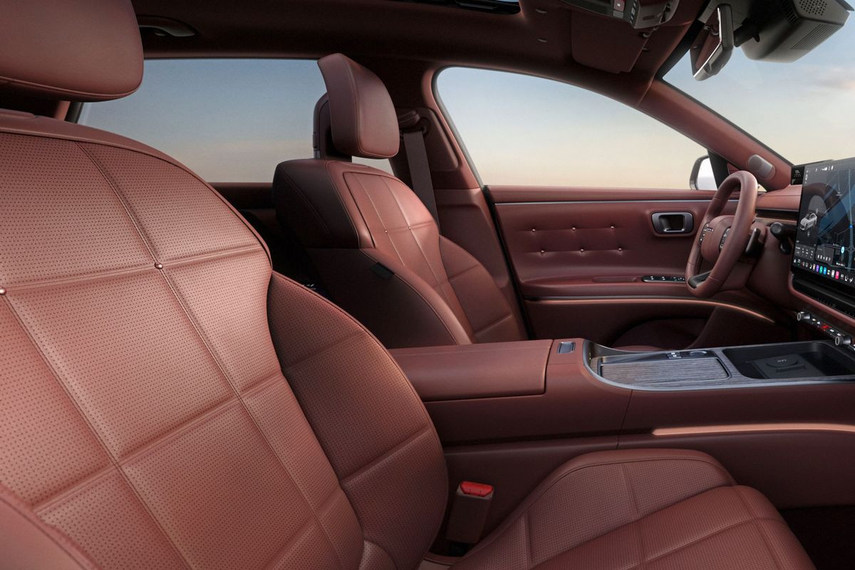 Hyundai Grandeur facelift: new hybrid, Android Automotive, physical climate buttons - orders open - photo 5