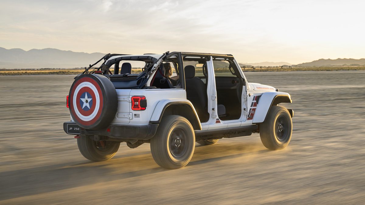 Jeep Wrangler America250: Captain America shield on the spare, V8 optional, $2,095 premium - photo 5