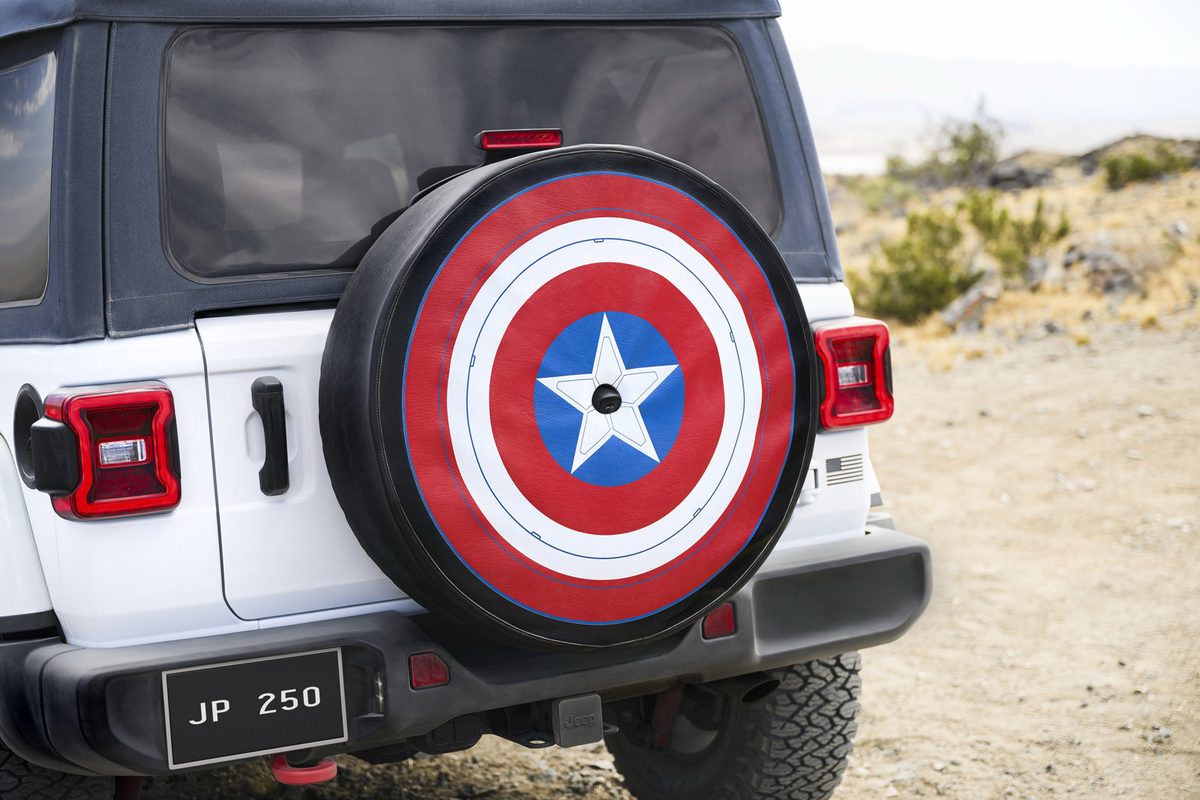 Jeep Wrangler America250: Captain America shield on the spare, V8 optional, $2,095 premium - photo 7