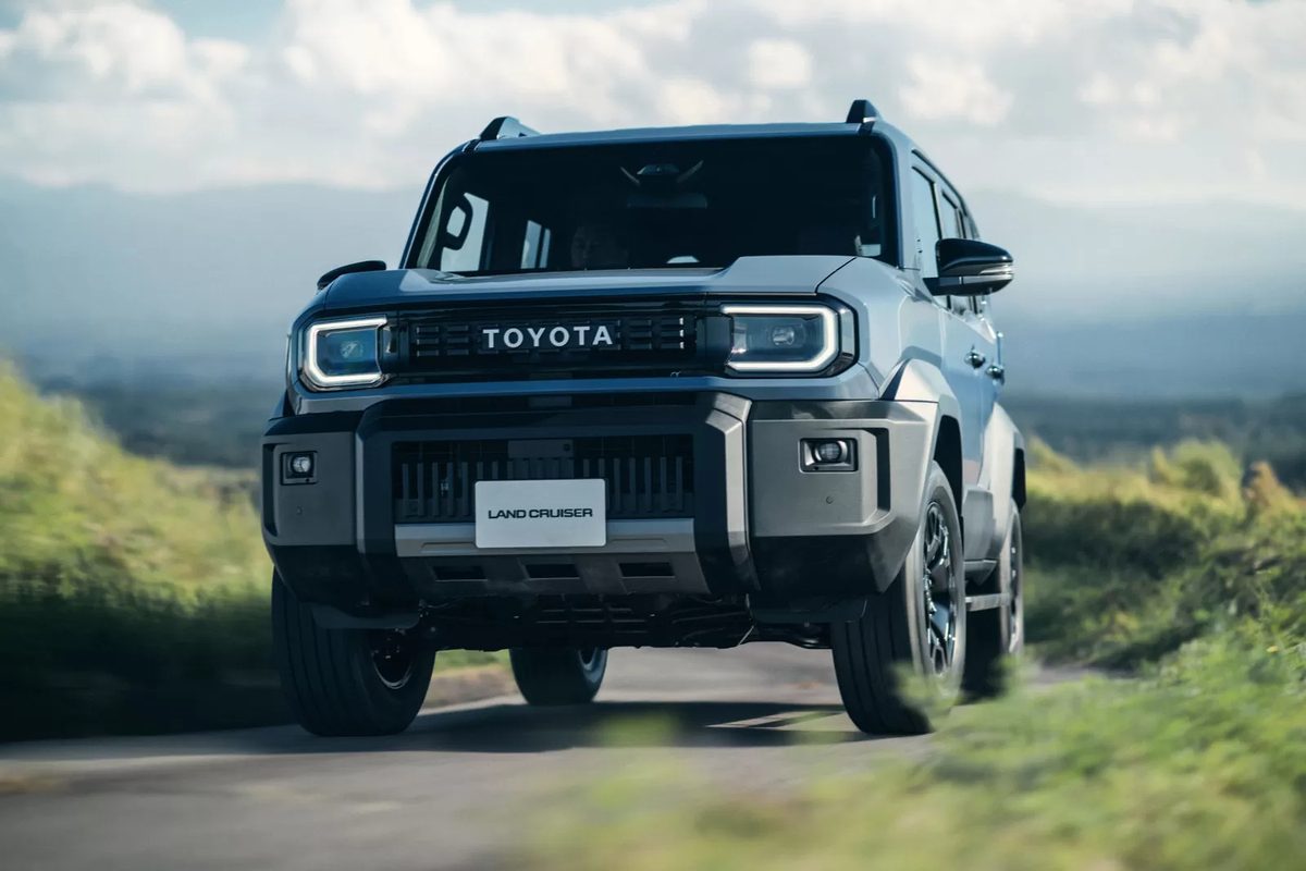 Toyota Land Cruiser FJ - photo 2