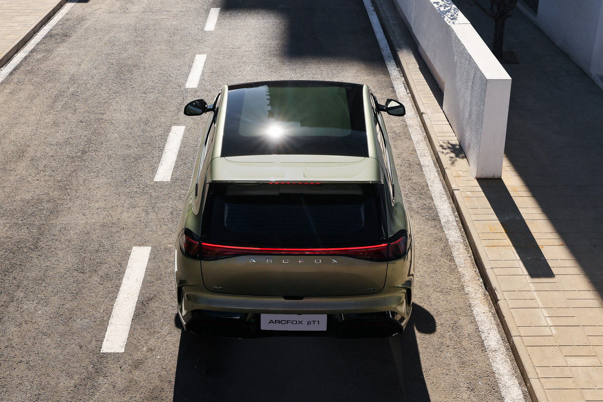 Arcfox Beta T1: BAIC facelifts its budget electric hatch nine months after launch - photo 7
