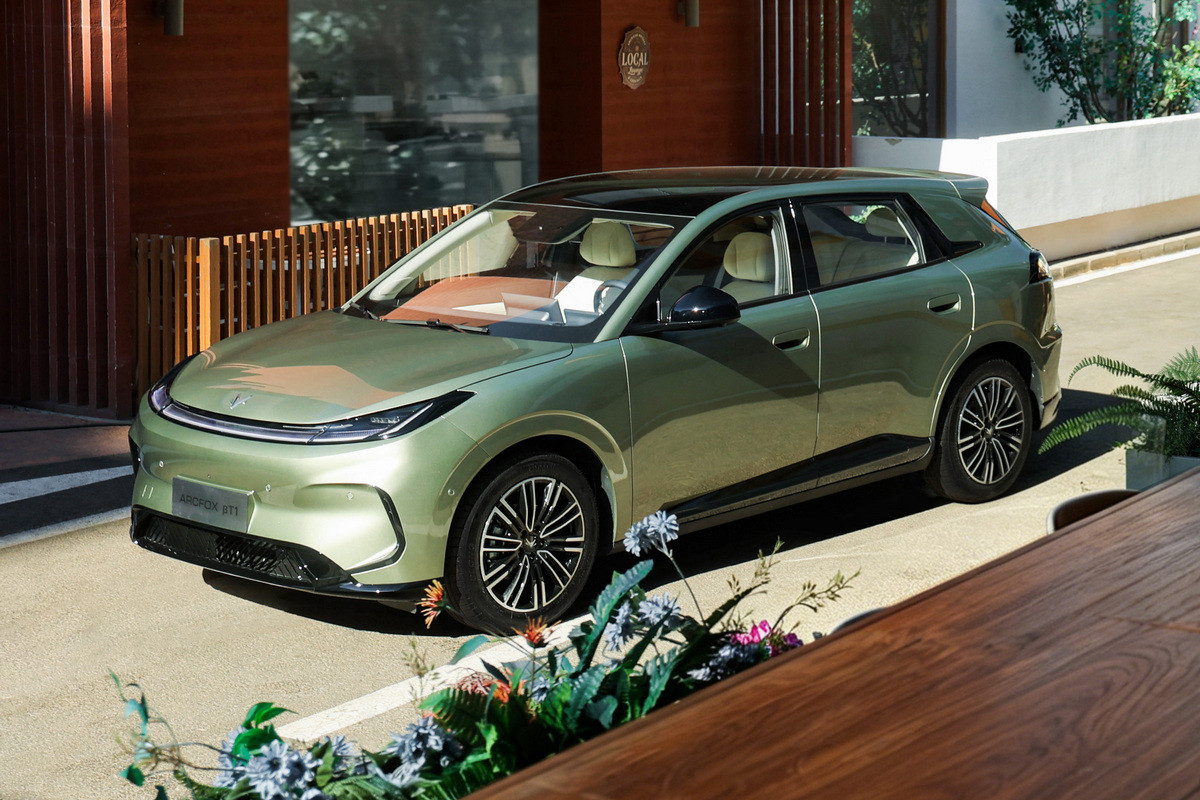 Arcfox Beta T1: BAIC facelifts its budget electric hatch nine months after launch - photo 4