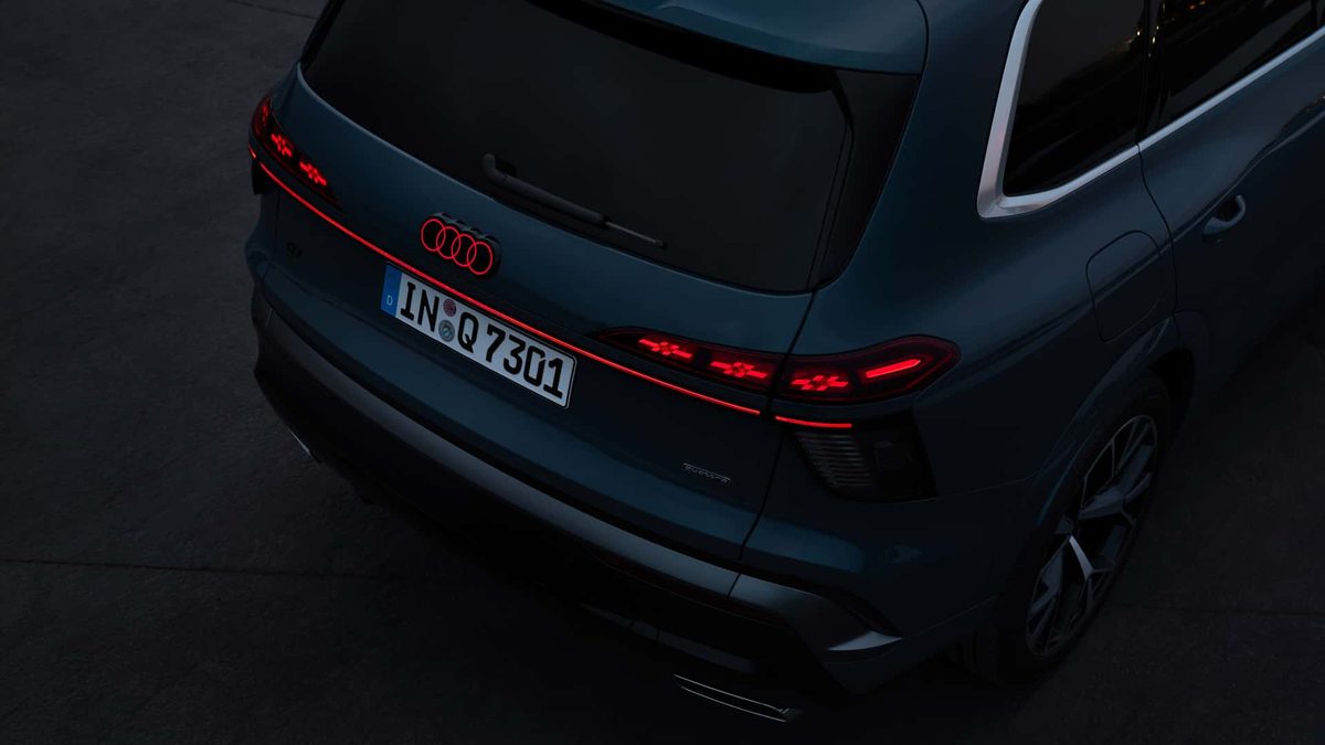 Third-generation Audi Q7 revealed: V6 diesel mild-hybrid for Europe, 591 hp SQ7 for the US - photo 10