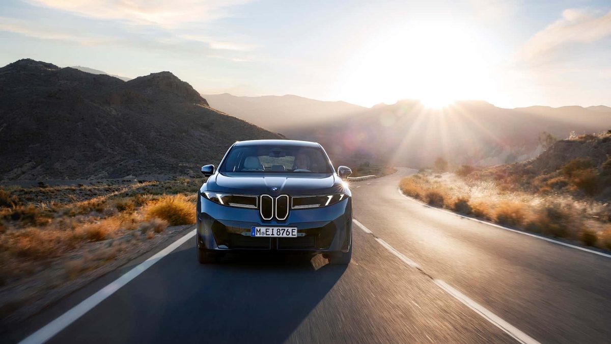 BMW iX3 - photo 5