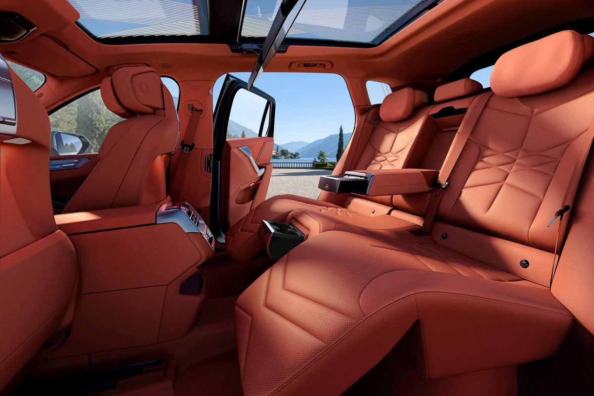 BMW X5 L for China gets more rear legroom and its own G78 designator - photo 11