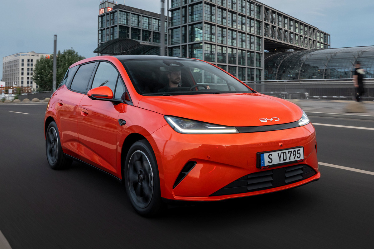 BYD Dolphin G: Europe's plug-in hatch gets its full spec sheet - photo 7