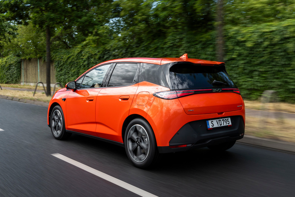 BYD Dolphin G: Europe's plug-in hatch gets its full spec sheet - photo 9