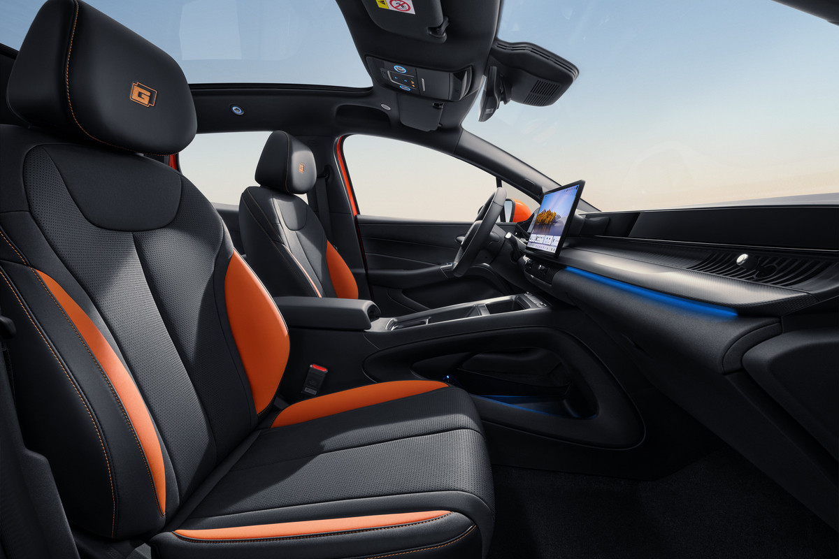 BYD Dolphin G: Europe's plug-in hatch gets its full spec sheet - photo 4